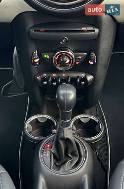 Хэтчбек MINI Cooper 2011 в 