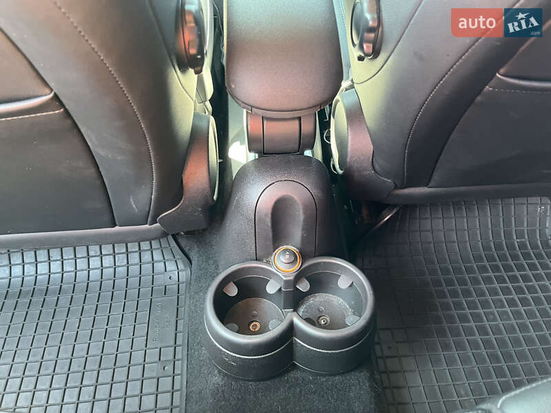 Хэтчбек MINI Cooper 2014 в Львове