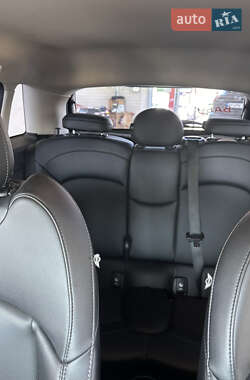 Хэтчбек MINI Cooper 2015 в 