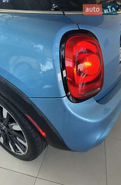 Хэтчбек MINI Cooper 2015 в 