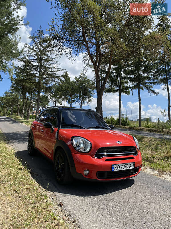 Хэтчбек MINI Cooper 2011 в Ужгороде