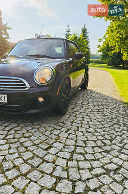 Хэтчбек MINI Cooper 2013 в 