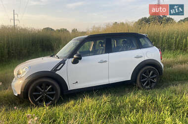 Хэтчбек MINI Cooper 2011 в 