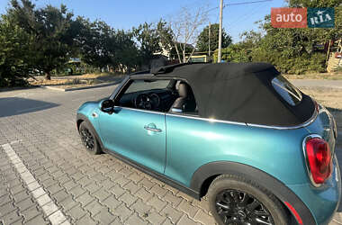 Хэтчбек MINI Cooper 2017 в 