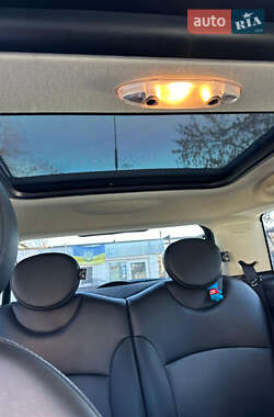 Хэтчбек MINI Cooper 2013 в 