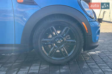 Хэтчбек MINI Cooper 2013 в 