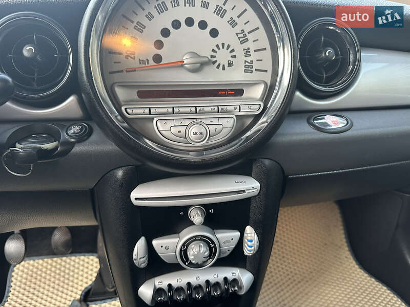 Хэтчбек MINI Cooper 2008 в Белой Церкви