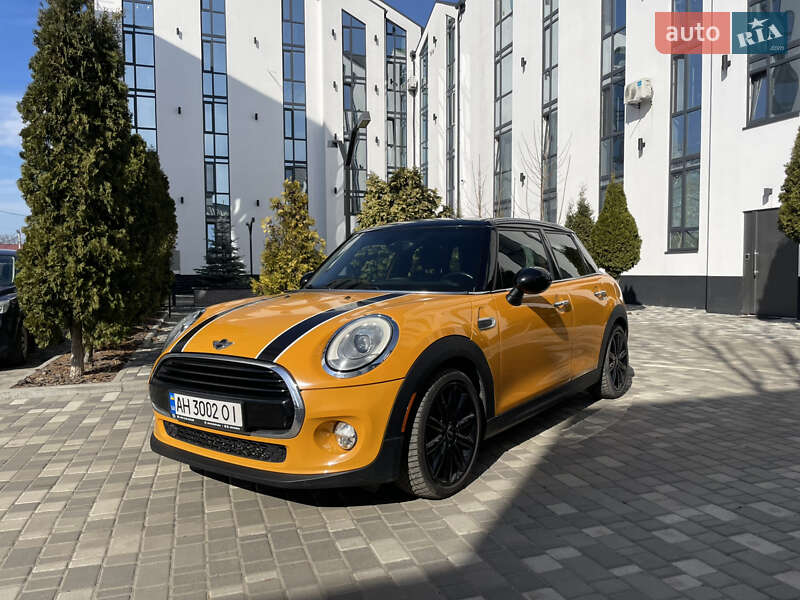 Хэтчбек MINI Cooper 2015 в Киеве