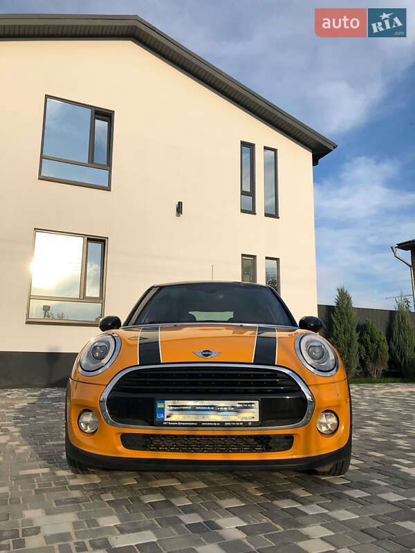 Хэтчбек MINI Cooper 2015 в Киеве