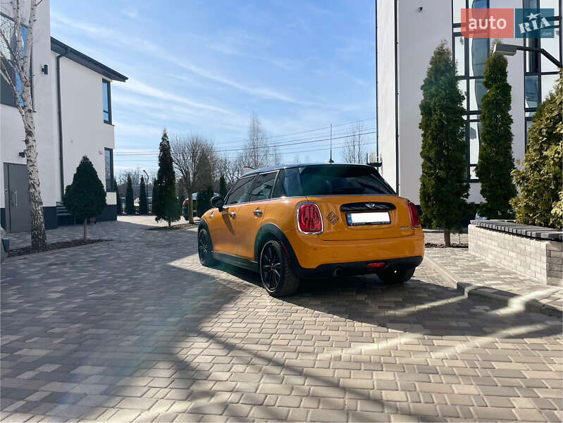 Хэтчбек MINI Cooper 2015 в Киеве