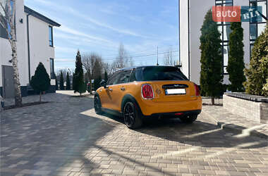 Хэтчбек MINI Cooper 2015 в 