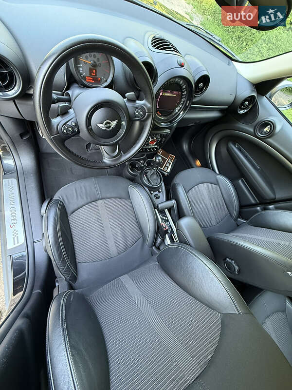 Хэтчбек MINI Cooper 2016 в Черновцах