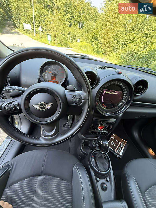 Хэтчбек MINI Cooper 2016 в Черновцах