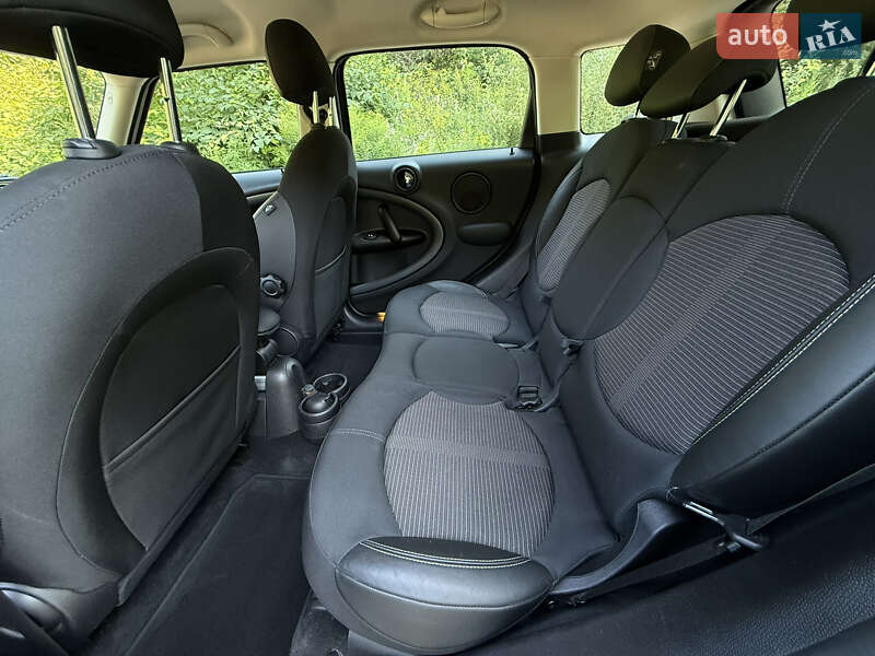 Хэтчбек MINI Cooper 2016 в Черновцах