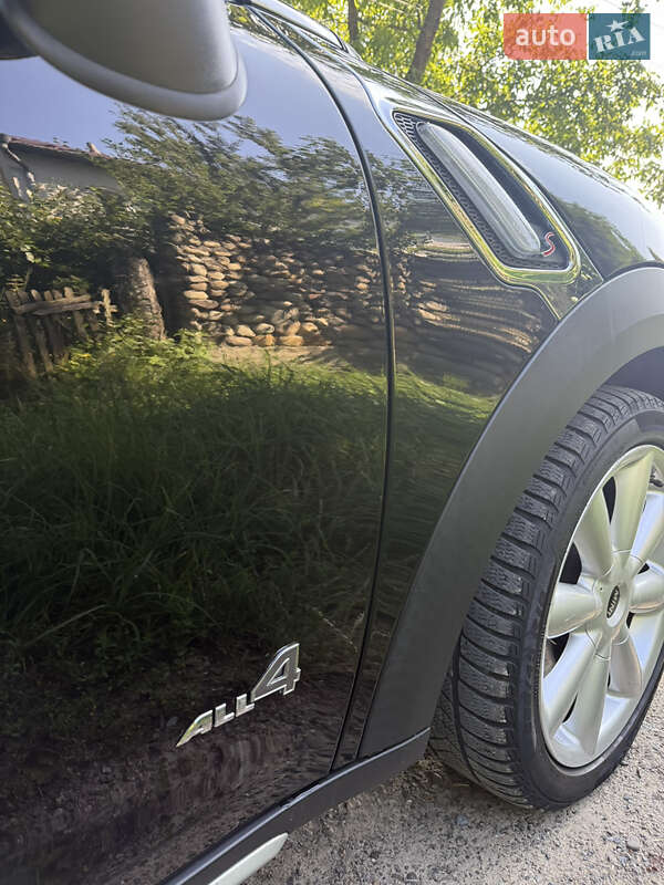 Хэтчбек MINI Cooper 2016 в Черновцах