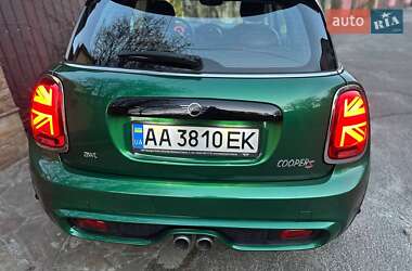 Хэтчбек MINI Cooper 2019 в 