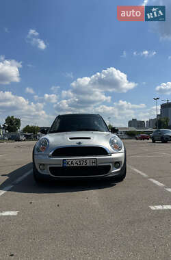 Хэтчбек MINI Cooper 2013 в 