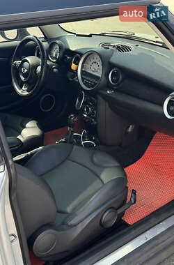 Хэтчбек MINI Cooper 2013 в 