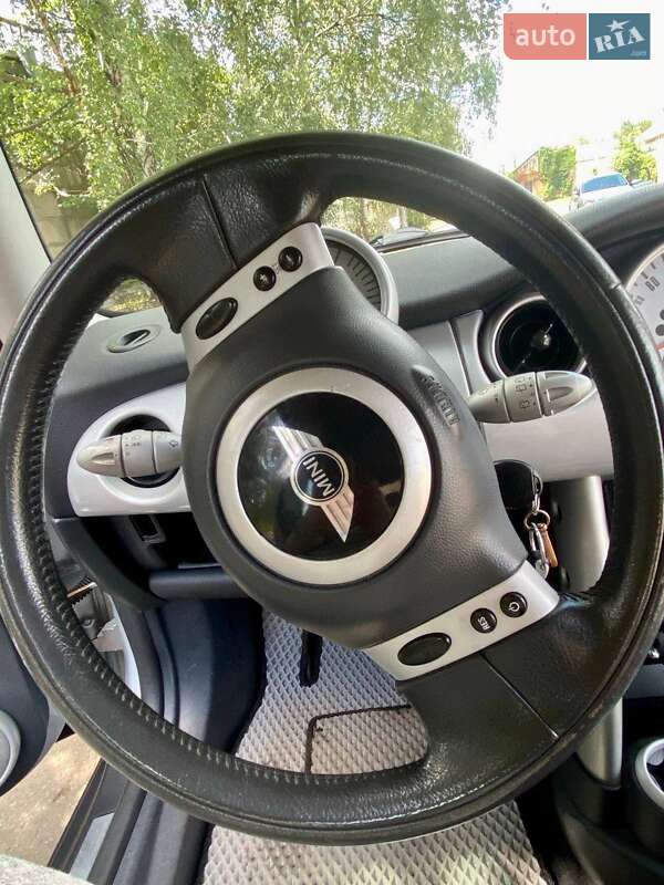 Хэтчбек MINI Cooper 2002 в Харькове