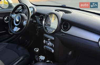 Хэтчбек MINI Cooper 2007 в 