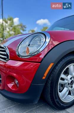 Хэтчбек MINI Cooper 2013 в 