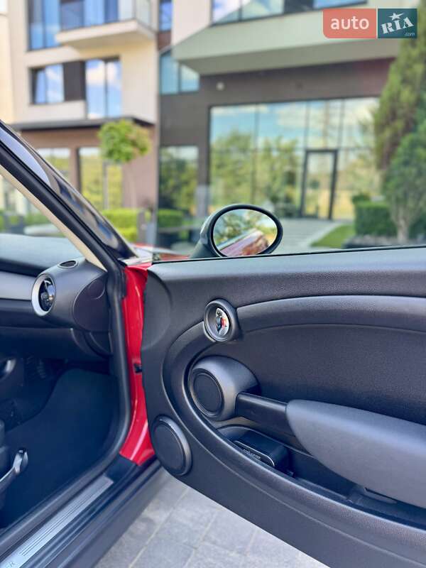 Хэтчбек MINI Cooper 2013 в Ужгороде