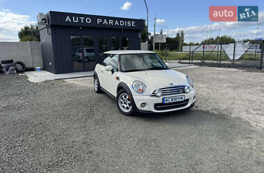 Хэтчбек MINI Cooper 2012 в 
