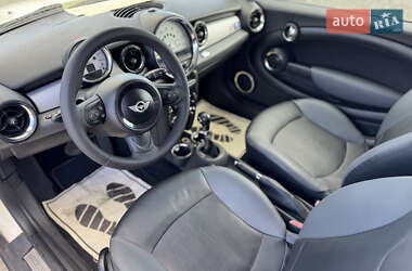 Хэтчбек MINI Cooper 2012 в 