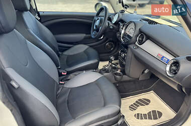 Хэтчбек MINI Cooper 2012 в 