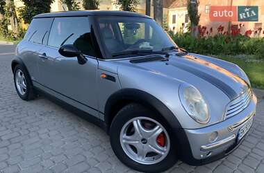 Хэтчбек MINI Cooper 2001 в 