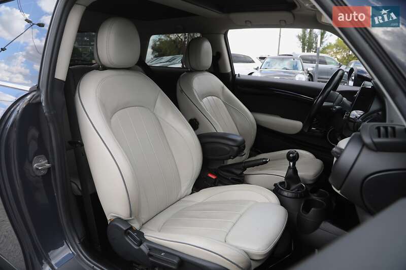 Хэтчбек MINI Cooper 2014 в Харькове
