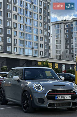 Хэтчбек MINI Cooper 2020 в 