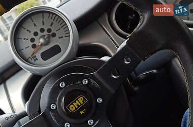 Хэтчбек MINI Cooper 2002 в Виннице