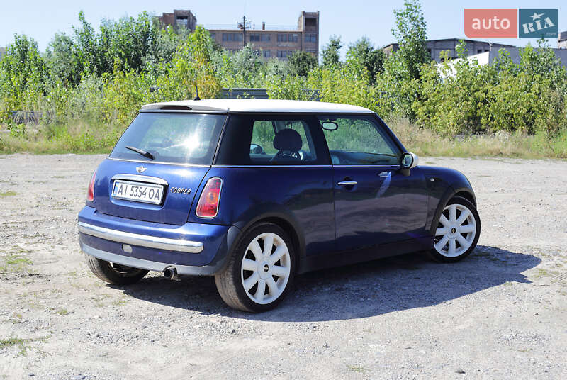 Хэтчбек MINI Cooper 2002 в Виннице