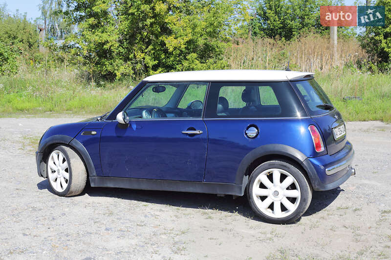 Хэтчбек MINI Cooper 2002 в Виннице