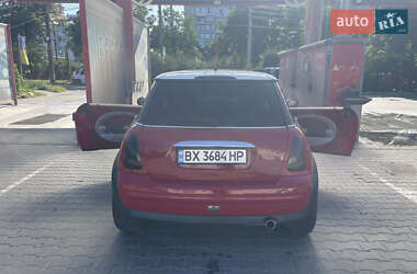 Хэтчбек MINI Cooper 2002 в 