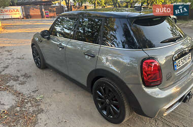 Хэтчбек MINI Cooper 2015 в 