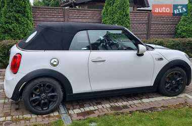 Хэтчбек MINI Cooper 2016 в 