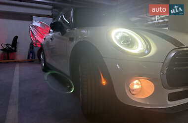 Хэтчбек MINI Cooper 2015 в 