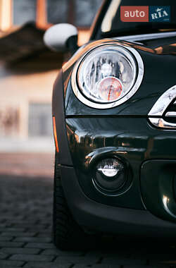 Хэтчбек MINI Cooper 2013 в 
