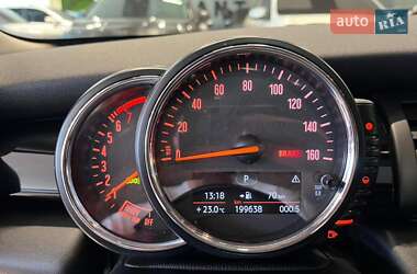 Хэтчбек MINI Cooper 2015 в 