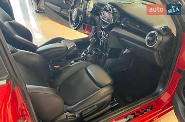 Хэтчбек MINI Cooper 2015 в 