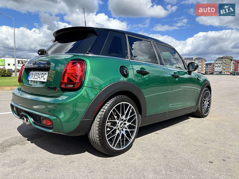 Хэтчбек MINI Cooper 2020 в Киеве фото 10 Хэтчбек MINI Cooper 2020 в Киеве