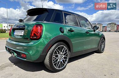 Хэтчбек MINI Cooper 2020 в 