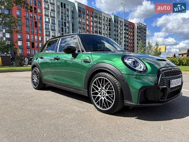 Хэтчбек MINI Cooper 2020 в Киеве фото 12 Хэтчбек MINI Cooper 2020 в Киеве