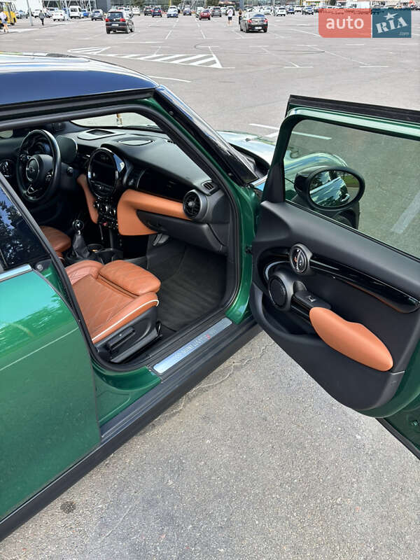 Хэтчбек MINI Cooper 2020 в Киеве фото 21 Хэтчбек MINI Cooper 2020 в Киеве