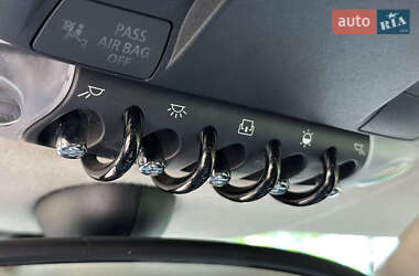 Хэтчбек MINI Cooper 2013 в 