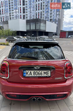 Хэтчбек MINI Cooper 2015 в 