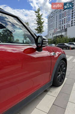 Хэтчбек MINI Cooper 2015 в 