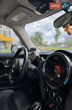 Хэтчбек MINI Cooper 2015 в 